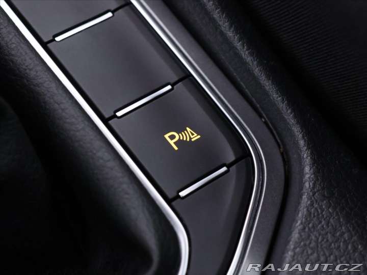 Volkswagen Golf Sportsvan 1,6 TDI 81kW Aut.klima Ta 2015