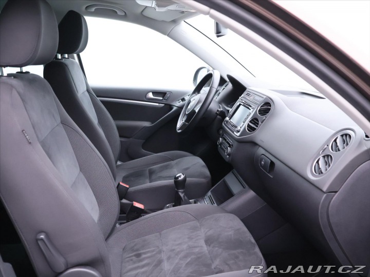 Volkswagen Tiguan 2,0 TSI 4Motion Sport&amp 2012