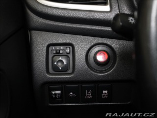 Mitsubishi L200 2,3 Di-D 4x4 AT Tažné 1.m 2021