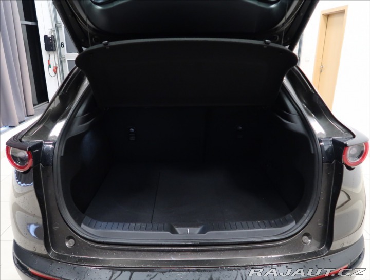 Mazda CX-30 2,0 i ČR 1 MAJITEL 2020