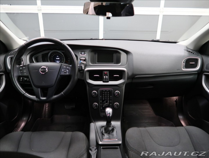 Volvo V40 2,0 D AT 2017