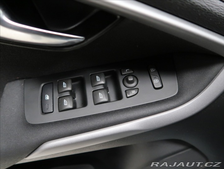 Volvo V40 2,0 D AT 2017