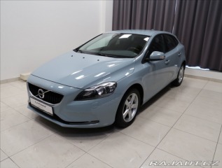 Volvo V40 2,0 D AUT NEZ. TOPENÍ 2017