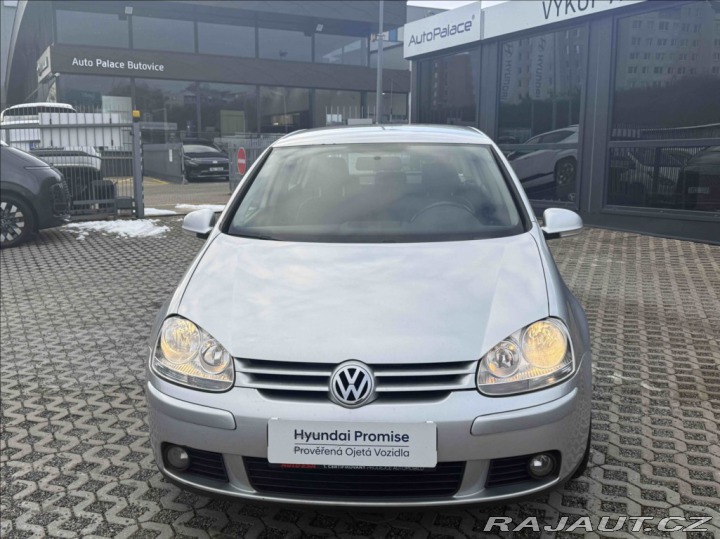 Volkswagen Golf 1,6 I TRENDLINE ČR 2007