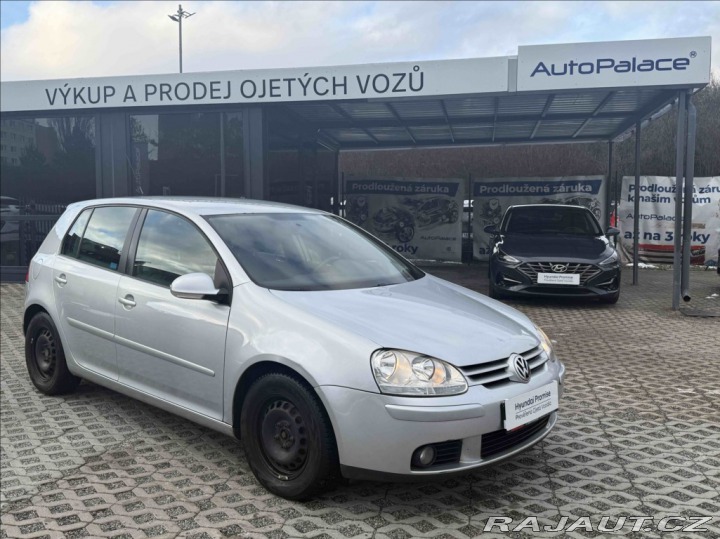 Volkswagen Golf 1,6 I TRENDLINE ČR 2007