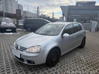 Volkswagen Golf 1,6 I TRENDLINE ČR 2007