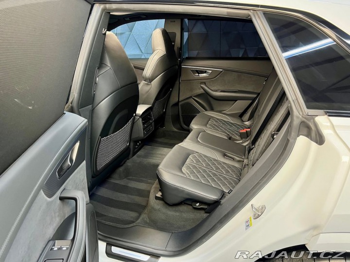 Audi Q8 60TFSI e QUATTRO, PANO,TA 2025