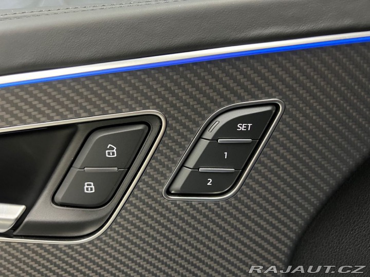 Audi Q8 60TFSI e QUATTRO, MASÁŽE, 2025