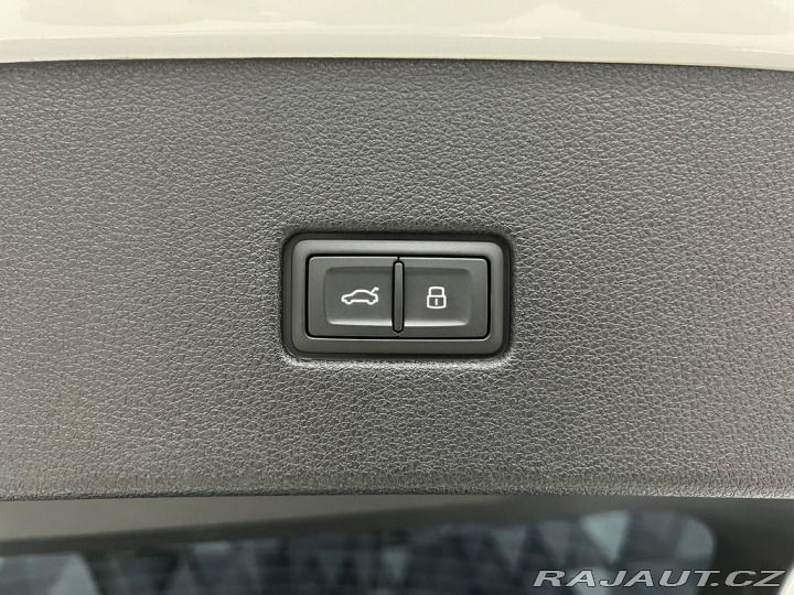 Audi Q8 60TFSI e QUATTRO, PANO,TA 2025