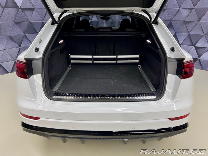 Audi Q8 60TFSI e QUATTRO, MASÁŽE, 2025