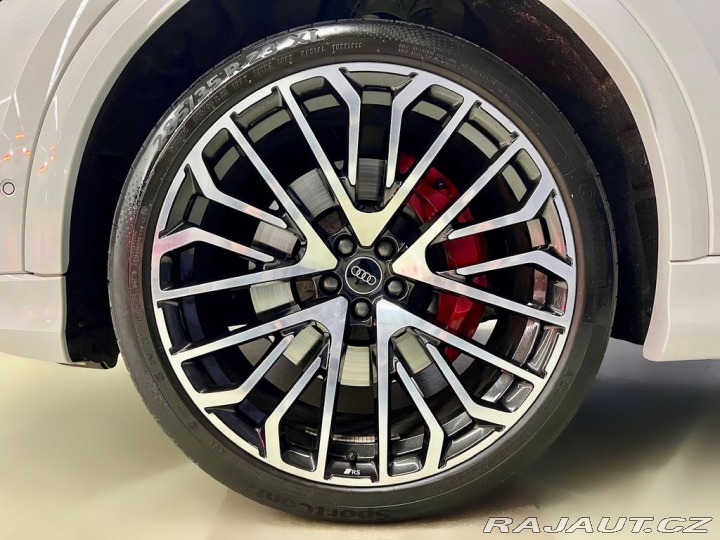 Audi Q8 60TFSI e QUATTRO, MASÁŽE, 2025