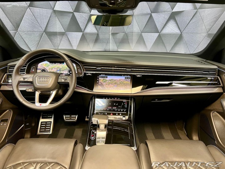 Audi Q8 60TFSI e QUATTRO, MASÁŽE, 2025