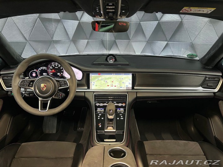 Porsche Panamera GTS PDK ST VZDUCH, VOSSEN 2019