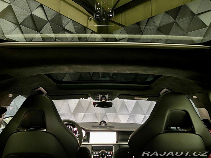 Porsche Panamera GTS PDK ST VZDUCH, VOSSEN 2019