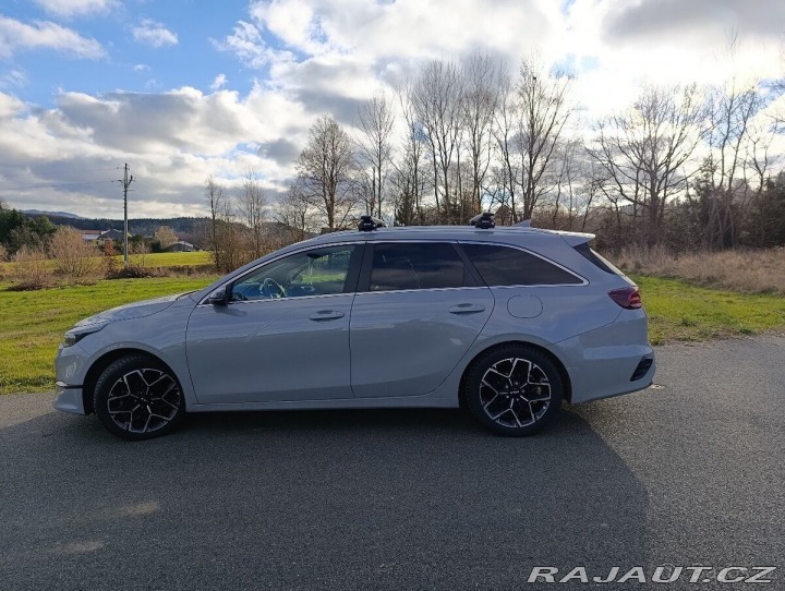 Kia Ceed 1,5 SW Edice 30 2024