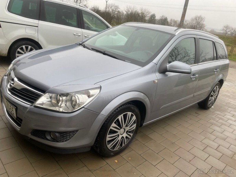 Opel Astra 1,6   16V Caravan – Cosmo