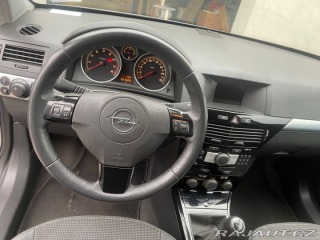 Opel Astra 1,6 16V Caravan – Cosmo 2008