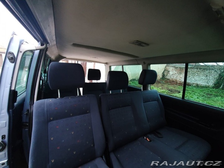 Volkswagen Caravelle 2,5 2003