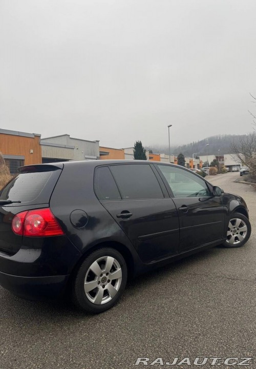 Volkswagen Golf 1,4 5 benzín, 66 kW 2004