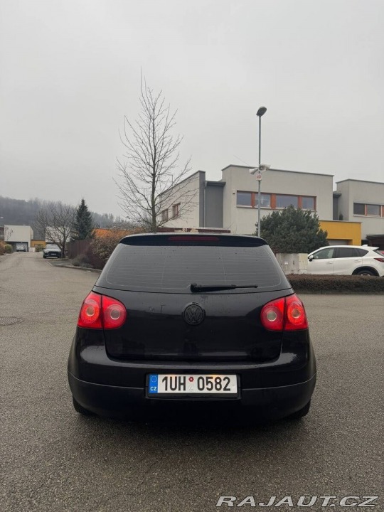 Volkswagen Golf 1,4 5 benzín, 66 kW 2004