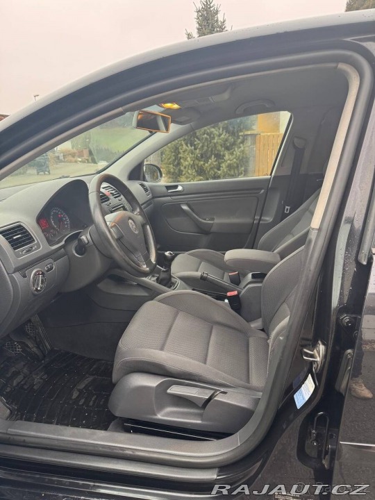 Volkswagen Golf 1,4 5 benzín, 66 kW 2004