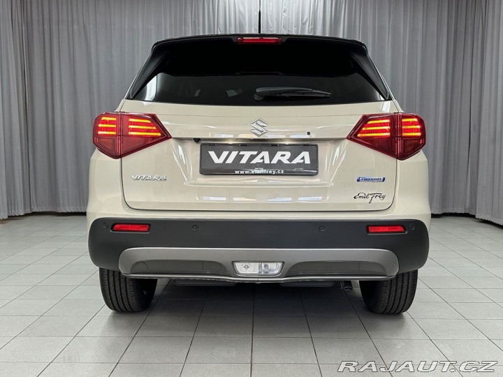 Suzuki Vitara 1,4 Elegance 4x4 AT. Zimn 2026
