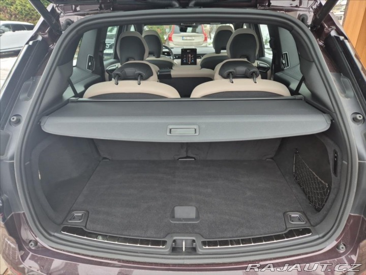 Volvo EX90 TWIN Performance 7 MÍST B 2025