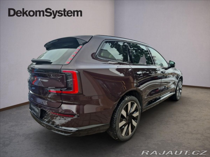 Volvo EX90 TWIN Performance 7 MÍST B 2025