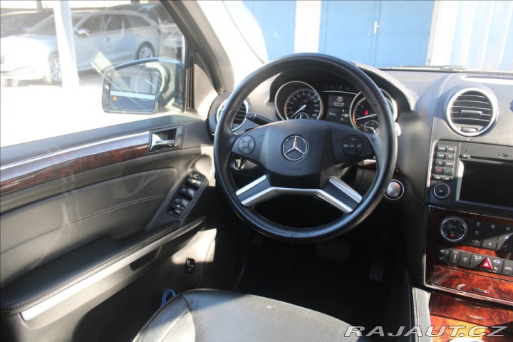 Mercedes-Benz GL 5,5 550 4Matic AMG 2011