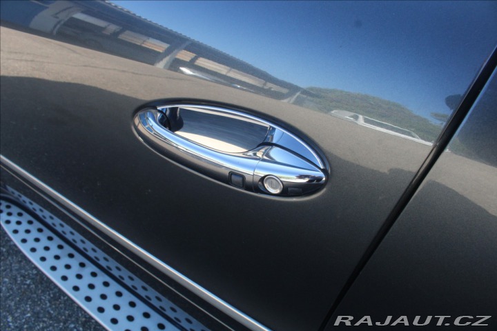 Mercedes-Benz GL 5,5 550 4Matic AMG 2011