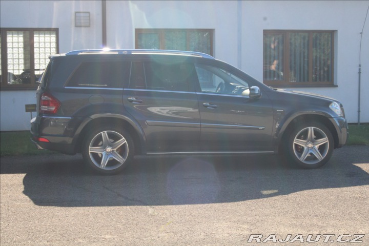 Mercedes-Benz GL 5,5 550 4Matic AMG 2011