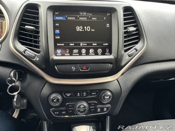 Jeep Cherokee 2.2CRD 4x4/136kW/1MAJ/TOP 2016