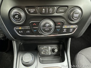 Jeep Cherokee 2.2CRD 4x4/136kW/1MAJ/TOP 2016