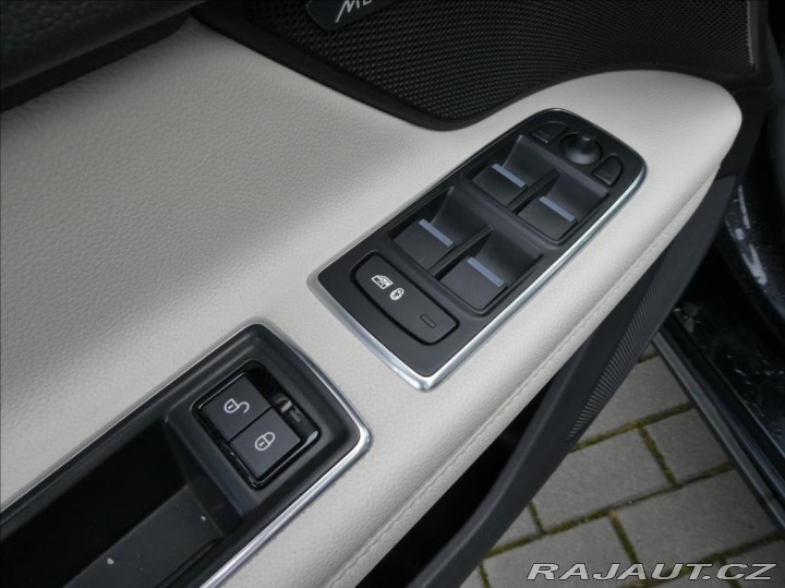 Jaguar XF 3,0 30D R-Sport,2.maj,ČR, 2016