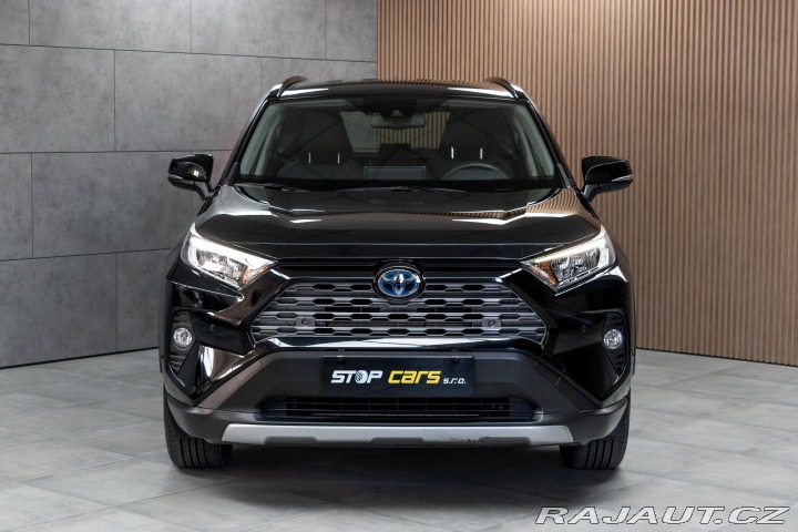 Toyota RAV4 2.5 REZERVACE 2021
