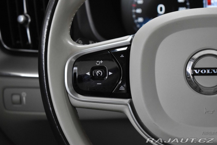 Volvo XC60 D5 AWD INSCRIPTION DPH*ČR 2019