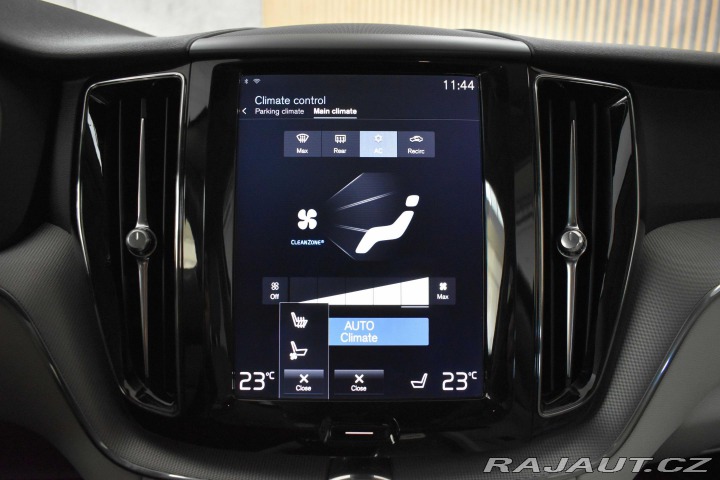 Volvo XC60 D5 AWD INSCRIPTION DPH*ČR 2019