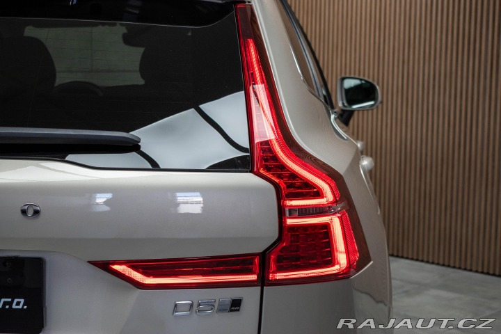 Volvo XC60 D5 AWD INSCRIPTION DPH*ČR 2019