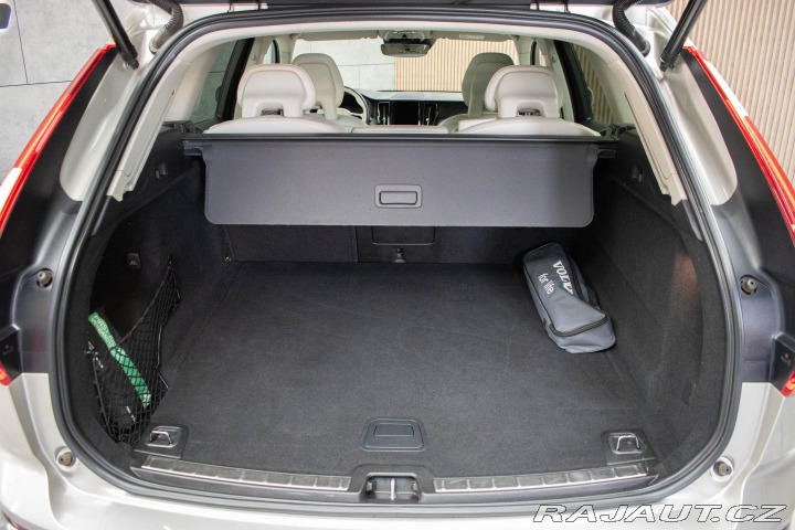 Volvo XC60 D5 AWD INSCRIPTION DPH*ČR 2019
