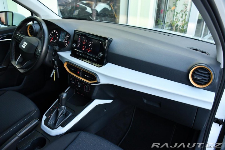 Seat Arona 1.0TSi DSG CARPLAY PĚKNÝ 2022