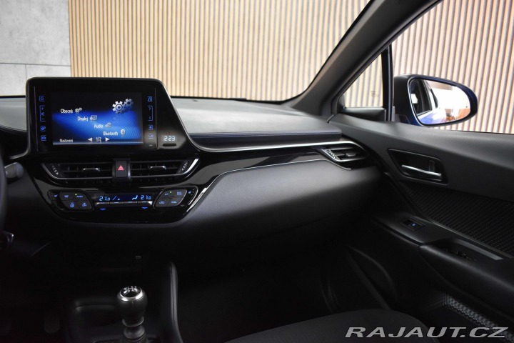 Toyota C-HR 1.2 T *REZERVACE 2017