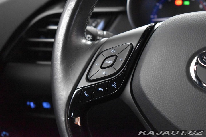 Toyota C-HR 1.2 T *REZERVACE 2017