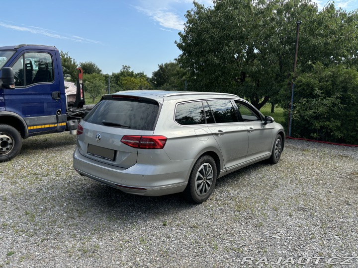 Volkswagen Passat HIGHLINE Serviska 110kw 2016