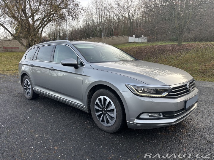 Volkswagen Passat HIGHLINE Serviska 110kw 2016