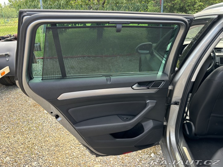 Volkswagen Passat HIGHLINE Serviska 110kw 2016