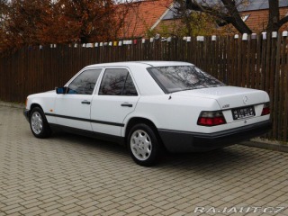 Mercedes-Benz 124  1992
