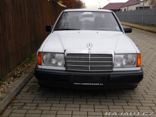 Mercedes-Benz 124  1992