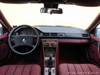 Mercedes-Benz 124  1992