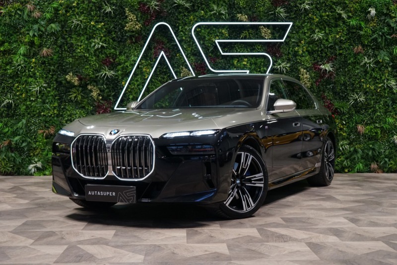 BMW 7 40d*xDRIVE*360*TAŽ*THEATR