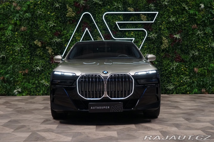 BMW 7 40d*xDRIVE*360*TAŽ*THEATR 2024